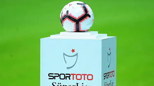 Süper Lig ve 1. Lig maçlarına kimlik kartıyla giriş dönemi başlıyor