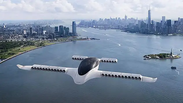 Suudi Arabistan'da uçan taksi uçuş deneyleri başarıyla sonuçlandı