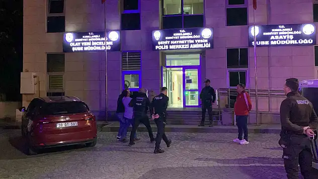 Tartıştığı eşini bıçakladı