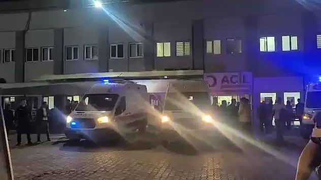Tavuk dürüm yiyenler kabusu yaşadı! 77'si öğrenci, 88 kişi hastanelik oldu