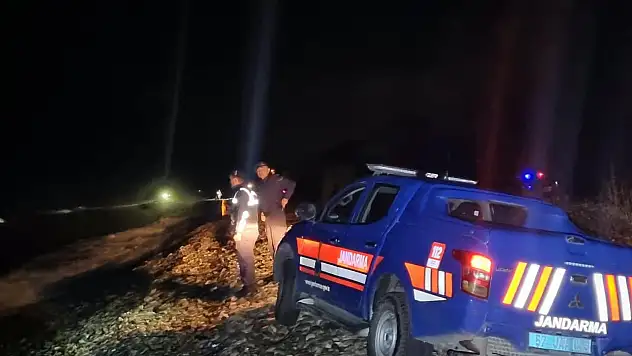 Tekne alabora oldu: 1 polis hayatını kaybetti, 1 polis aranıyor