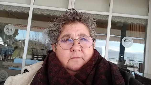 Temizlik için eve gelen kadın fark etti: Emekli öğretim üyesi evinde ölü bulundu