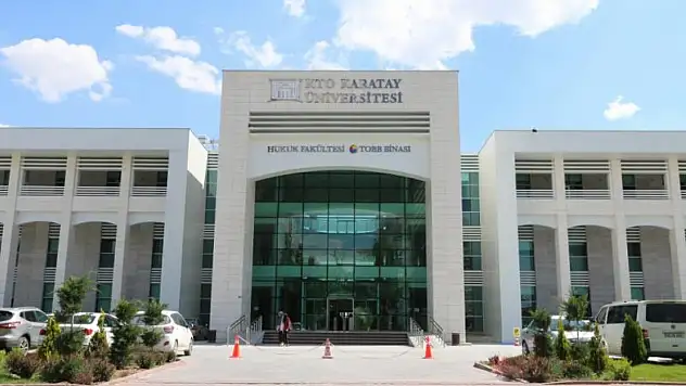 Tercih sürecinde sürpriz: Hukuk barajı 100 bin mi, 125 bin mi?