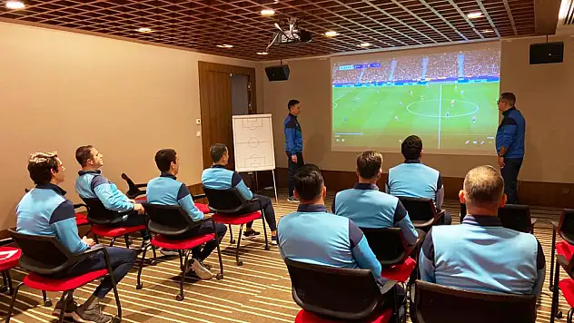 TFF VAR kadrosu eğitimi gerçekleşti