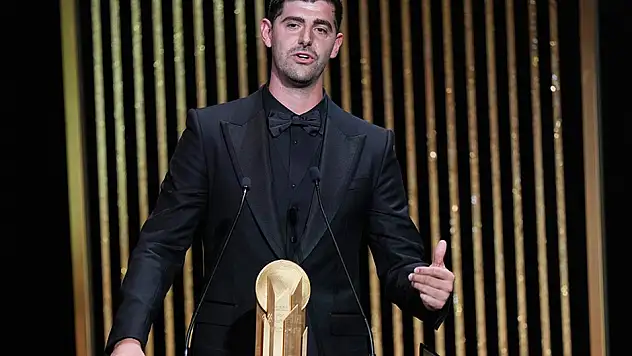 Thibaut Courtois'dan Altın Top sitemi