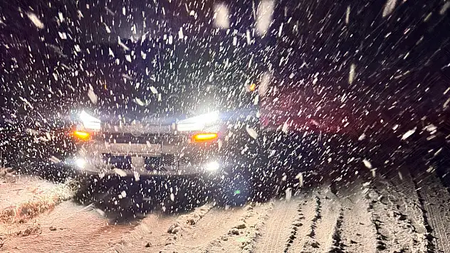 Tipi nedeniyle 33 kişi mahsur kaldı