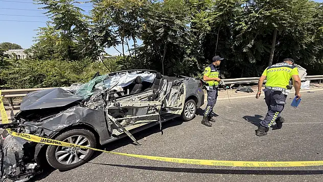 TIR'a çarpan otomobilin sürücüsü uzman onbaşı öldü