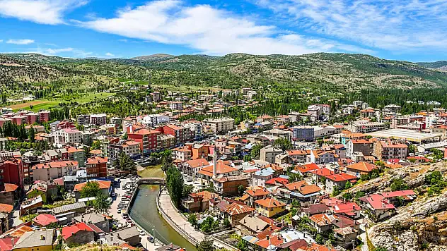 TOKİ'nin 500 bin konut projesinde Konya'nın bir ilçesine pastadan pay düşmedi