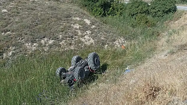 Traktör sürücüsü hakimiyetini kaybetti! Feci bir şekilde can verdi...