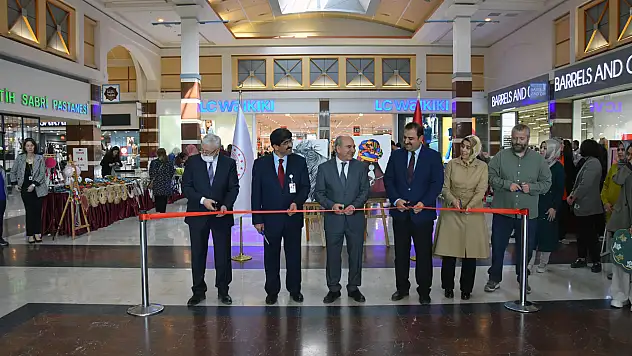 TRSM Danışanlarının Hazırladığı  Resim ve El Sanatları Sergisi Açıldı