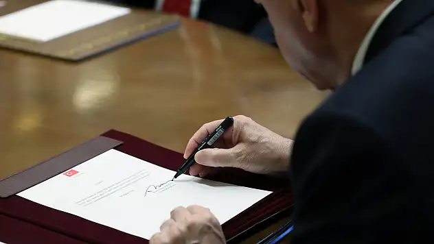 TSK'da kritik atama ve terfi kararları: YAŞ kararları açıklandı