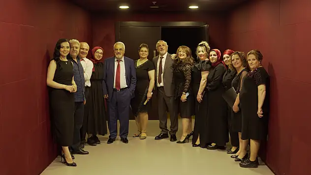 Türk Halk Müziği Konseri izleyicilerden tam not aldı