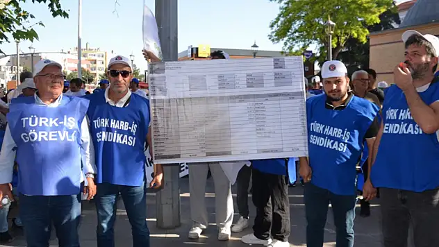 Türk-İş, kamu işçileri için konuştu: 'Emek mücadelemizi sonuna kadar sürdüreceğiz'