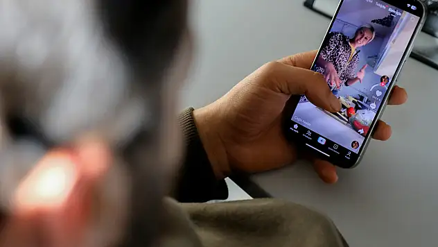 Türkiye'de 12 yaşında başlayan tehlike! Gençlerde beyin çürümesi artıyor