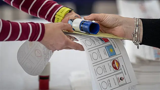 Türkiye'deki 14 Mayıs seçimleri için o ülkede oy kullanma işlemi yarın başlayacak