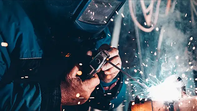 Türkiye imalat PMI Aralık'ta 48,1'e yükseldi