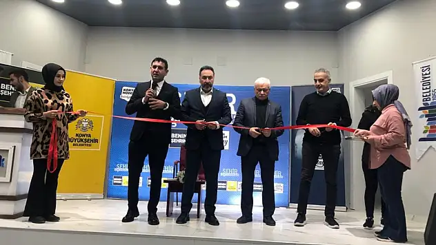 Ünlü isim Konya'da Kültür Merkezini açtı!