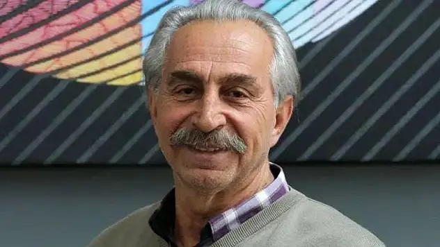 Usta oyuncu Rıza Akın hayata gözlerini yumdu