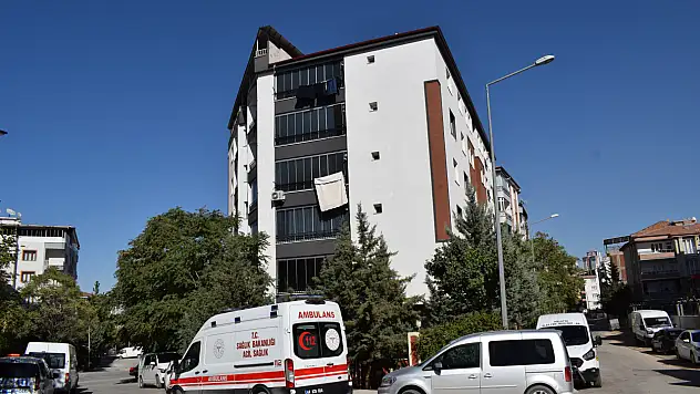 Uzun zamandır aranıyordu, çatı katında ölü bulundu: Silah detayı dikkat çekti