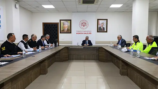 Vali Akın başkanlığında toplandılar