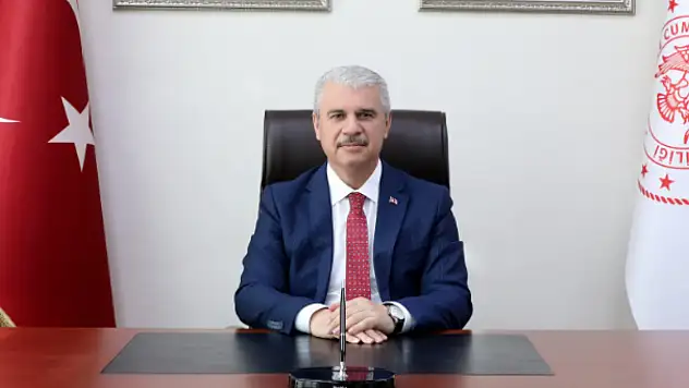 Vali Akın: 'Polislerimiz devletin gücü ve merhametini temsil ediyor'