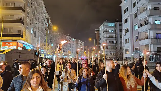 Van'da 107. yıl coşkusu