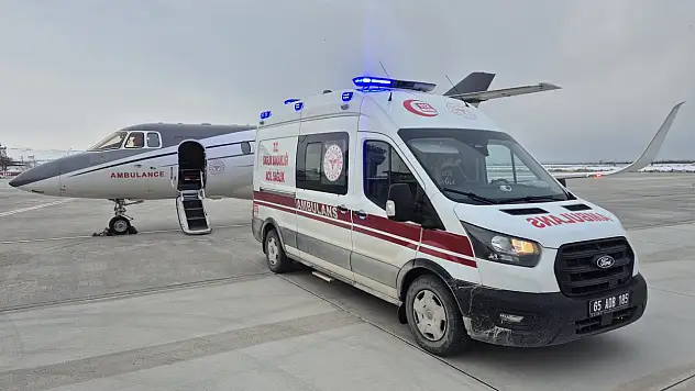 Van'dan Konya'ya umut yolculuğu: 3 aylık bebek uçak ambulansla sevk edildi