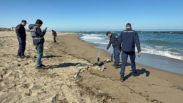 Vatandaş fark etti, jandarma harekete geçti! Hangi ülkeye ait olduğu bilinmiyor