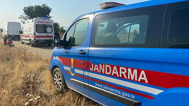 Vatandaşlar boş arazideki aracı ihbar etti! İçinden dehşet çıktı...