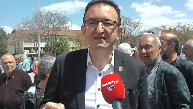 Vekil Bektaş, '1 Mayıs'ta işçi çalıştıran iş yerlerini kınıyoruz.'
