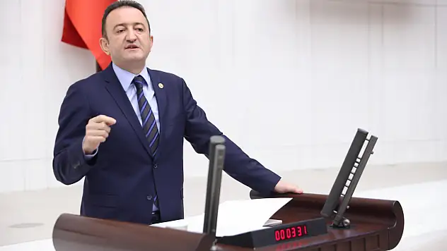 Vekil Bektaş Konya'ya vaat edilen o projeyi sordu: 'Metro gibi bir hayal olarak mı kalacak?'