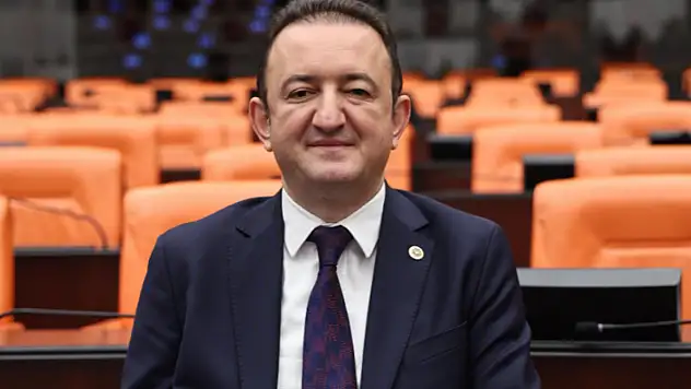 Vekil Bektaş, süt üreticilerinin sorunlarına değindi: 'Türkiye genelinde süt üretimi yaklaşık yüzde 10 düştü'