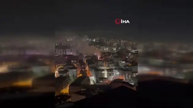 Yangın sonrası patlama meydana geldi: Alevler geceyi aydınlattı!