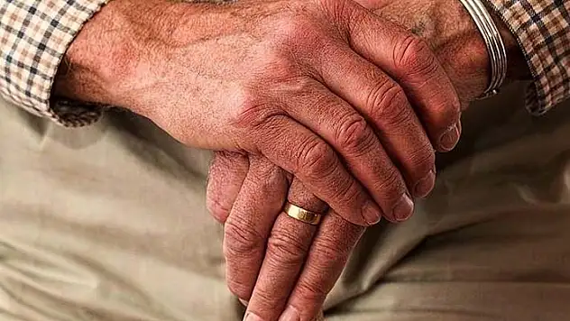 Yanık'tan yaşlılara müjde