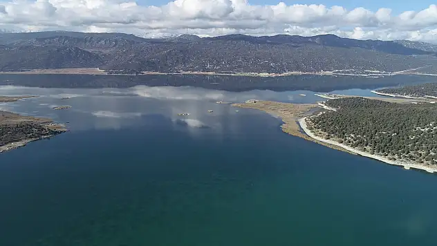 Yapay zeka dünyayı susuz mu bırakacak? Konya'daki uzmanı yanıtladı