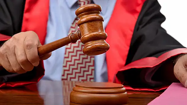 Yargıtay'dan şok karar! O kelime artık hakaret değil...