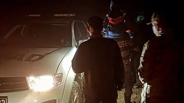 Yaylada mahsur kalan 6 kişi kurtarıldı