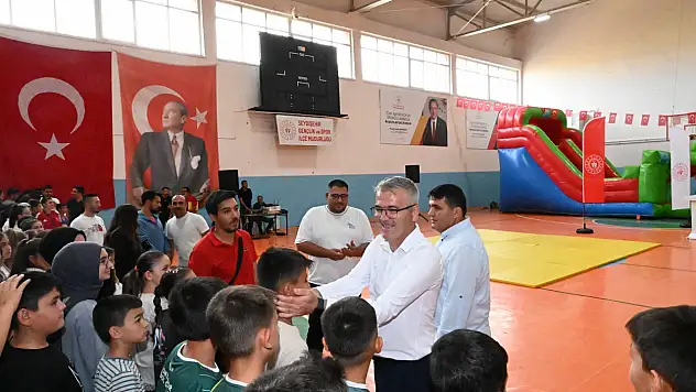 Yaz spor okulları açıldı