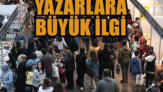 Yazarlara büyük ilgi