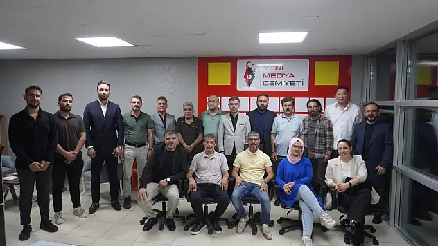 Yeni Medya Cemiyeti'nde ilk olağan genel kurul heyecanı