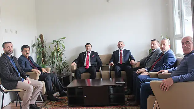 Yeniden Refah Partisi'nden Hakimiyet Gazetesi'ne ziyaret: 'Meramın sorunlarına talibiz!'