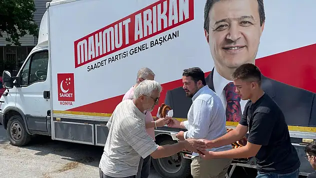 YKS adaylarına Saadet Gençliği'nden moral desteği