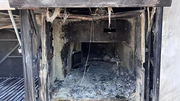Yolcu otobüsünde yangın paniği: 27 kişi ölümden döndü!