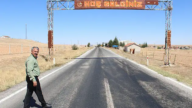 Yunak Belediye Başkanı Günaltay, yapımı tamamlanan kara yolunu inceledi