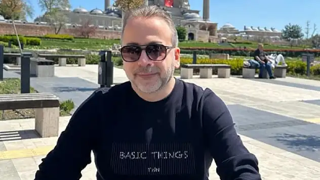Zeki Uzundurukan kimdir? Zeki Uzundurukan hangi takımlı? Zeki Uzundurukan kaç yaşında? Eşi kimdir?
