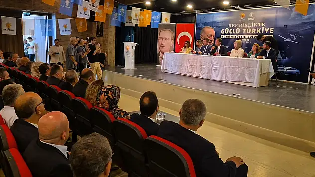 Zeybekçi, 'Biz hizmetkar olmaya geldik'