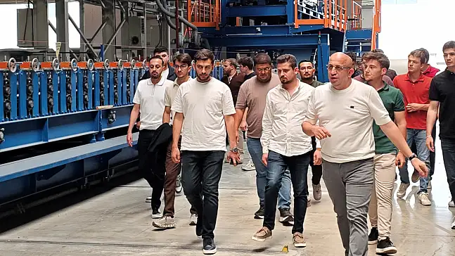 Genç KOMÜT, MEKPAN Panel'in üretim tesisini inceledi