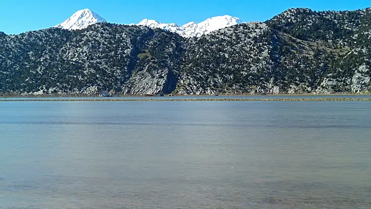 Bereket ovası felakete döndü: Konya’da tarlalar suya gömüldü