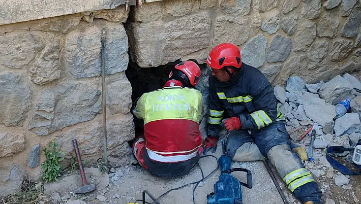 Duvarların arasında mahsur kaldı! Konya'da 9 saatlik kurtarma operasyonu
