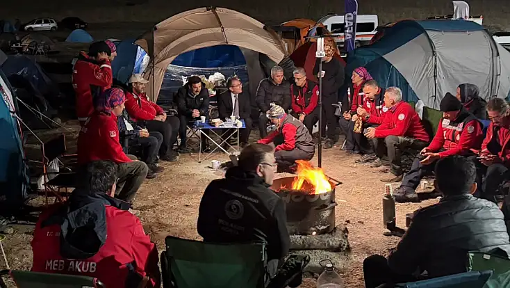 Konya Acıgöl’de adrenalin tavan yaptı! Jeokamp’tan renkli kareler
